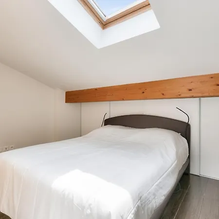 950m - Maison Architecte 4 Adultes - 2enfants *