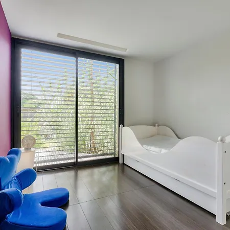 950m - Maison Architecte 4 Adultes - 2enfants